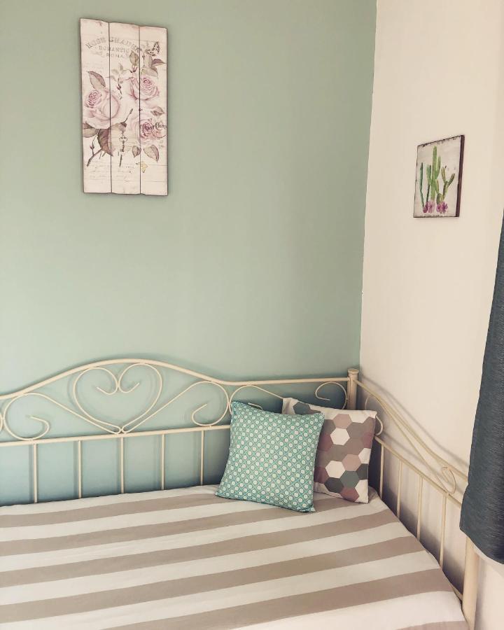 Bed And Breakfast Da Beatrice Sirmione Exteriör bild