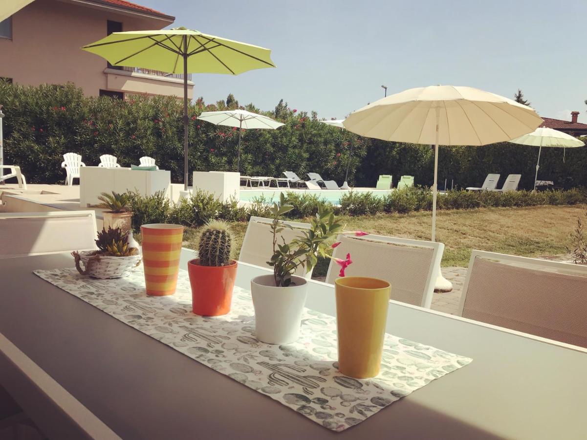 Bed And Breakfast Da Beatrice Sirmione Exteriör bild