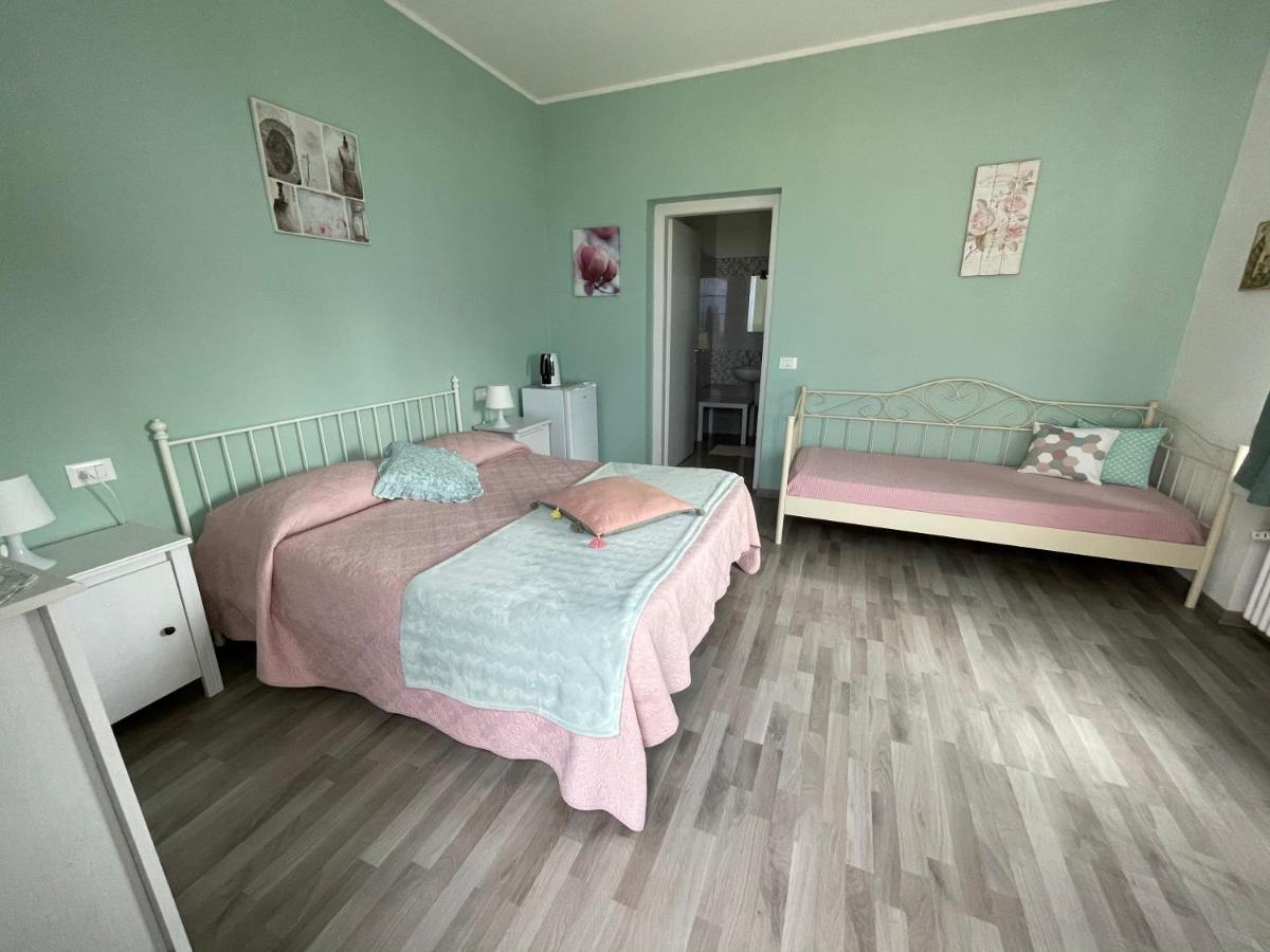 Bed And Breakfast Da Beatrice Sirmione Exteriör bild