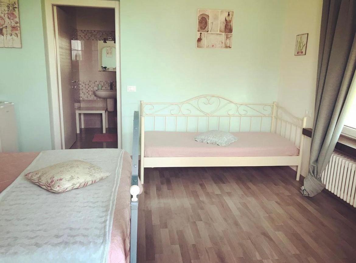 Bed And Breakfast Da Beatrice Sirmione Exteriör bild