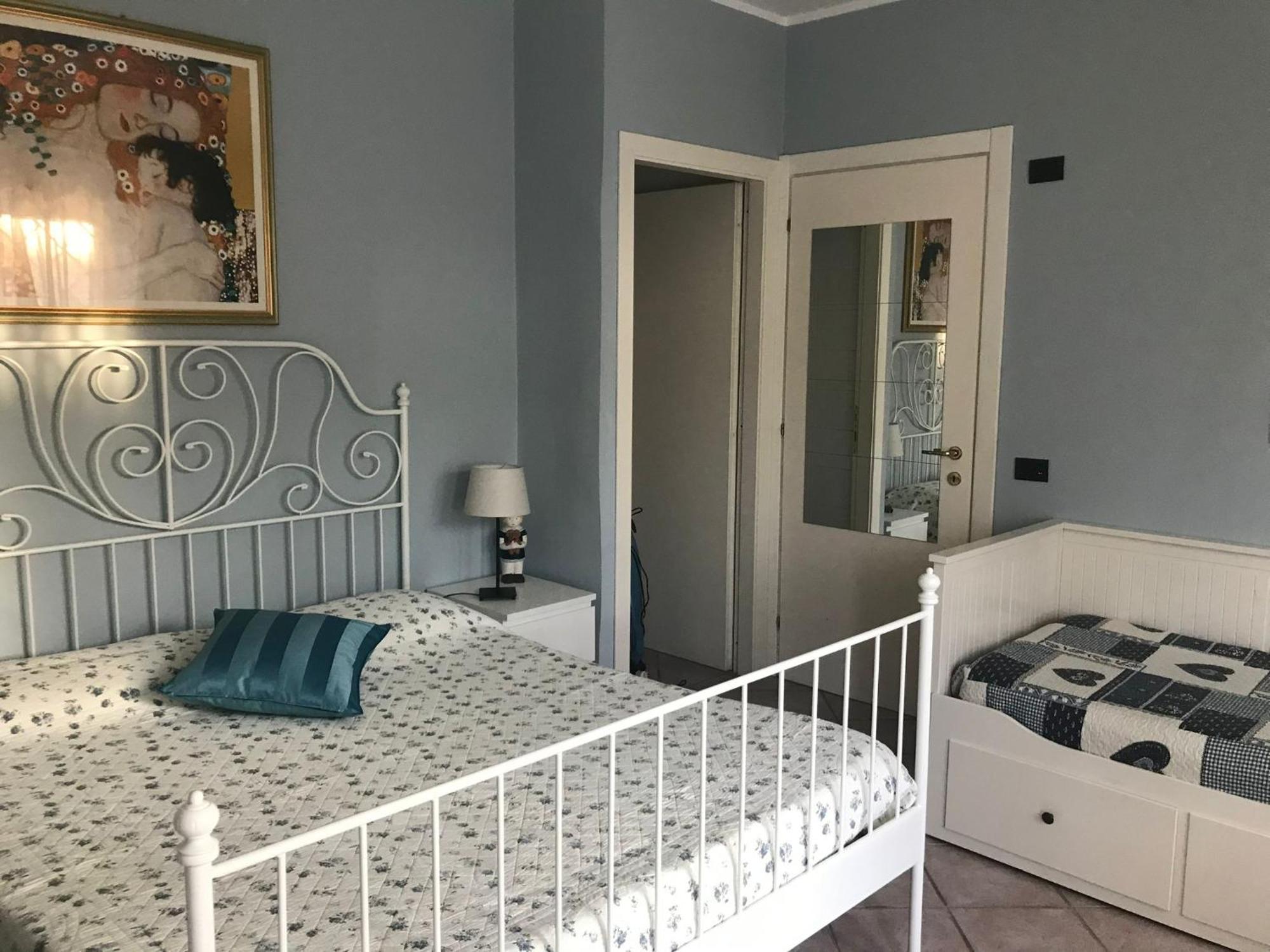 Bed And Breakfast Da Beatrice Sirmione Exteriör bild