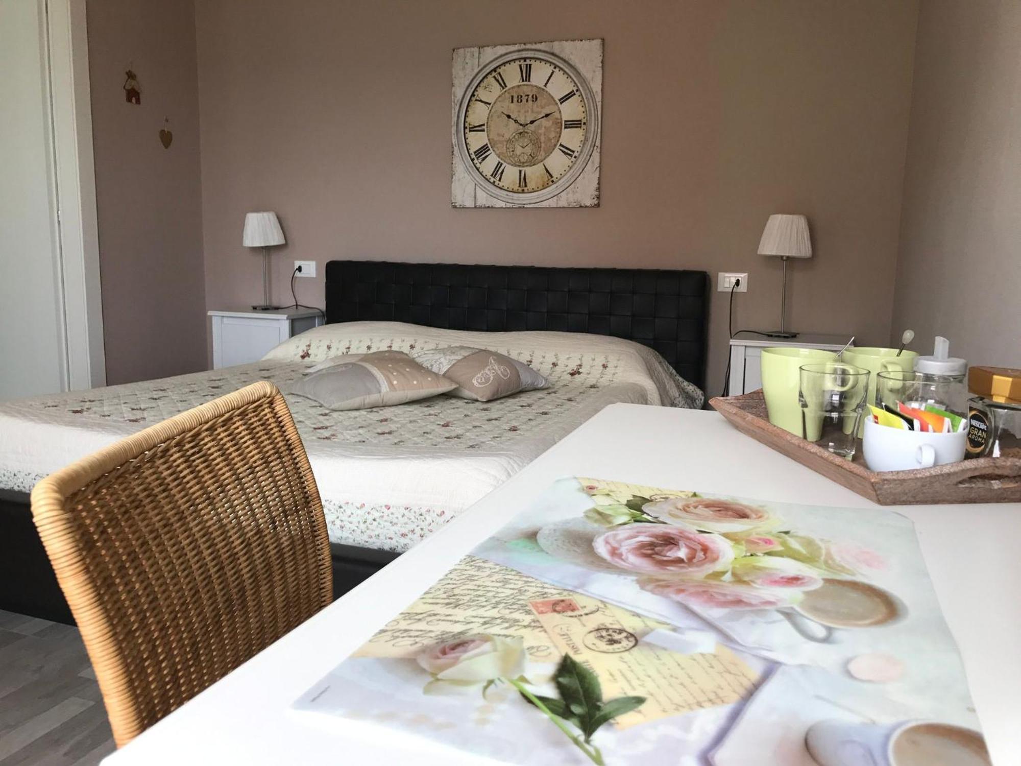 Bed And Breakfast Da Beatrice Sirmione Exteriör bild